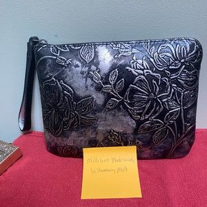 Patricia Nash wristlet